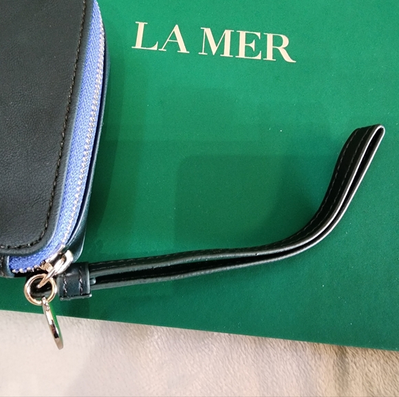 La Mer Cosmetic Bag / Wristlet Case - Picture 4 of 6
